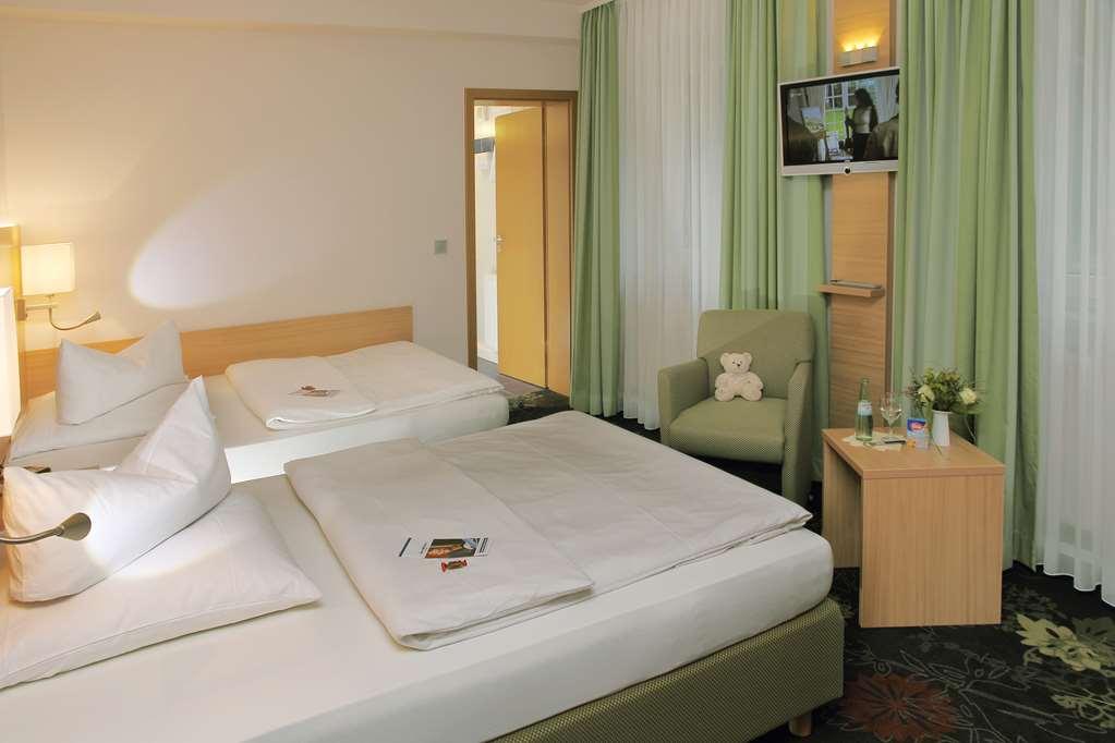 Best Western Blankenburg Hotel Coburg Room photo